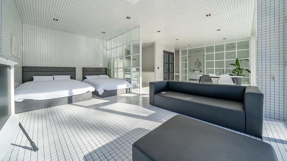 Yangpyeong Villa Blanche Dokchepension view 3