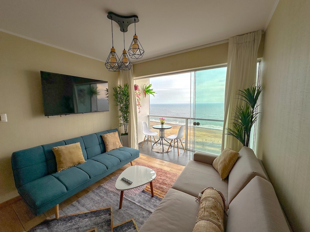Exclusive Ocean View (1404)
