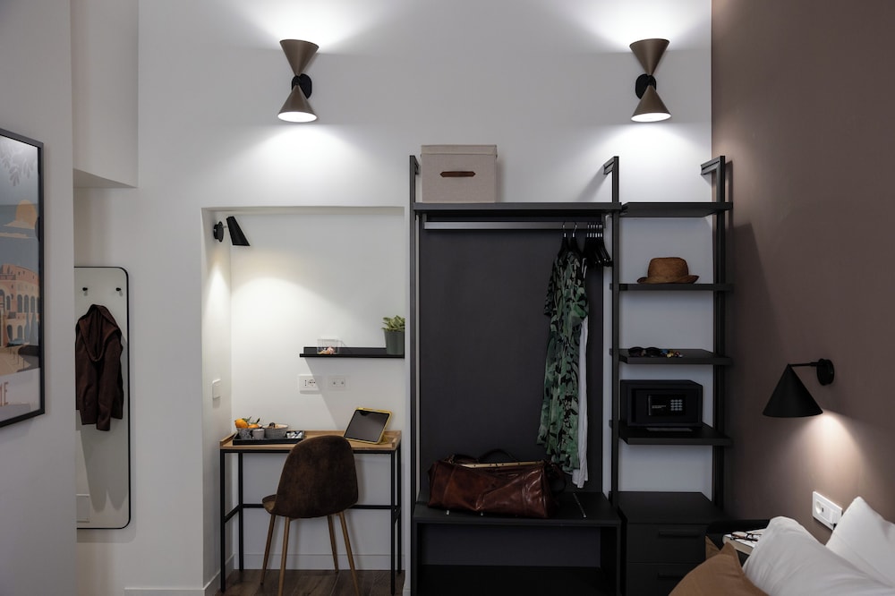 Style & Stone Guest House