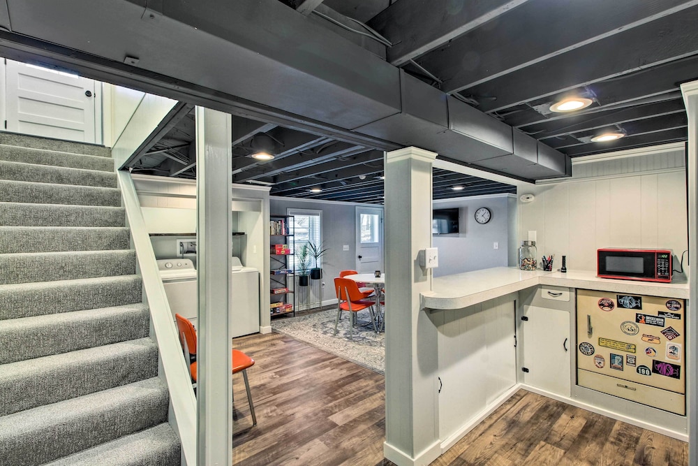 Emporia Vacations - Emporia Family Home Near Downtown: Game Room! - Property Image 8