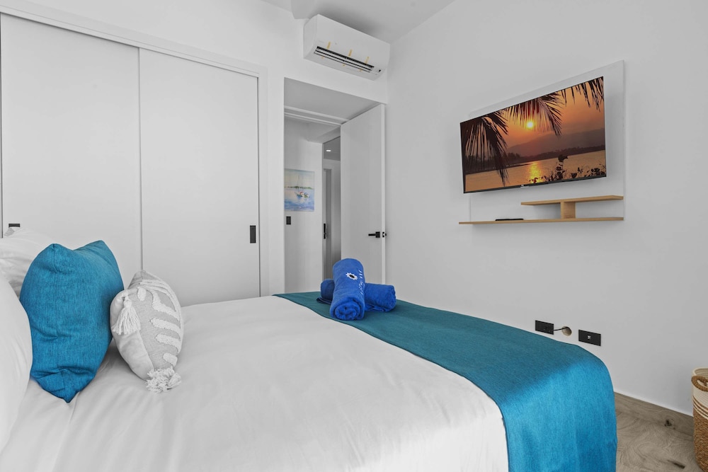 NOK Modern 2BR at The Towers by Vistacana