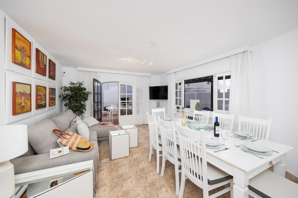 Villa Dulce in Tias With 4 Bedrooms and 2 Bathrooms