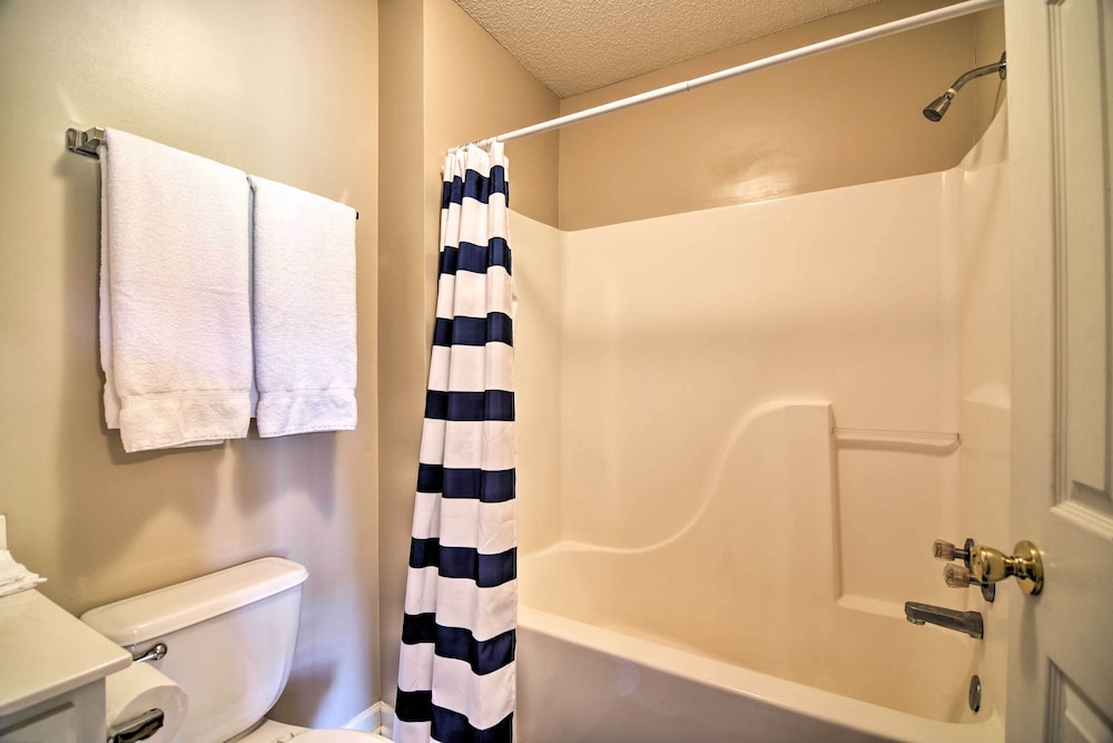 Oxford Vacations - Charming Oxford Home  1 Mi to Ole Miss Campus - Property Image 11