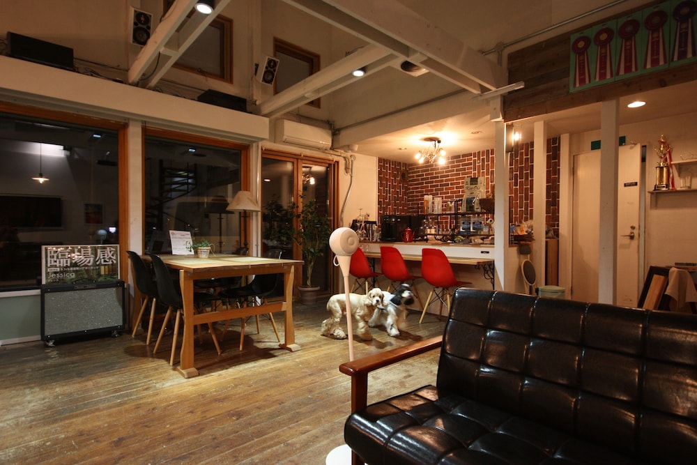 lounge