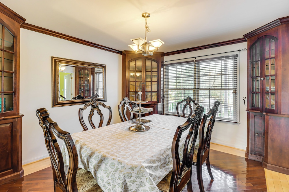 Walk to Lake & Boat Ramp: Central Gem in Annapolis, photo 22