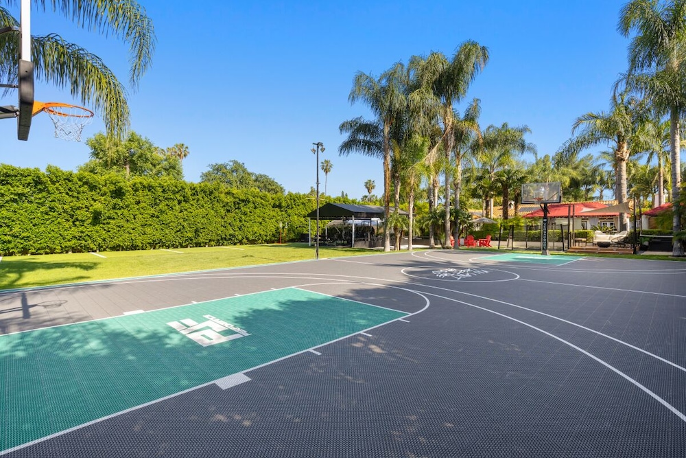 Woodland Hills Vacations - Erwin Estate - Property Image 3