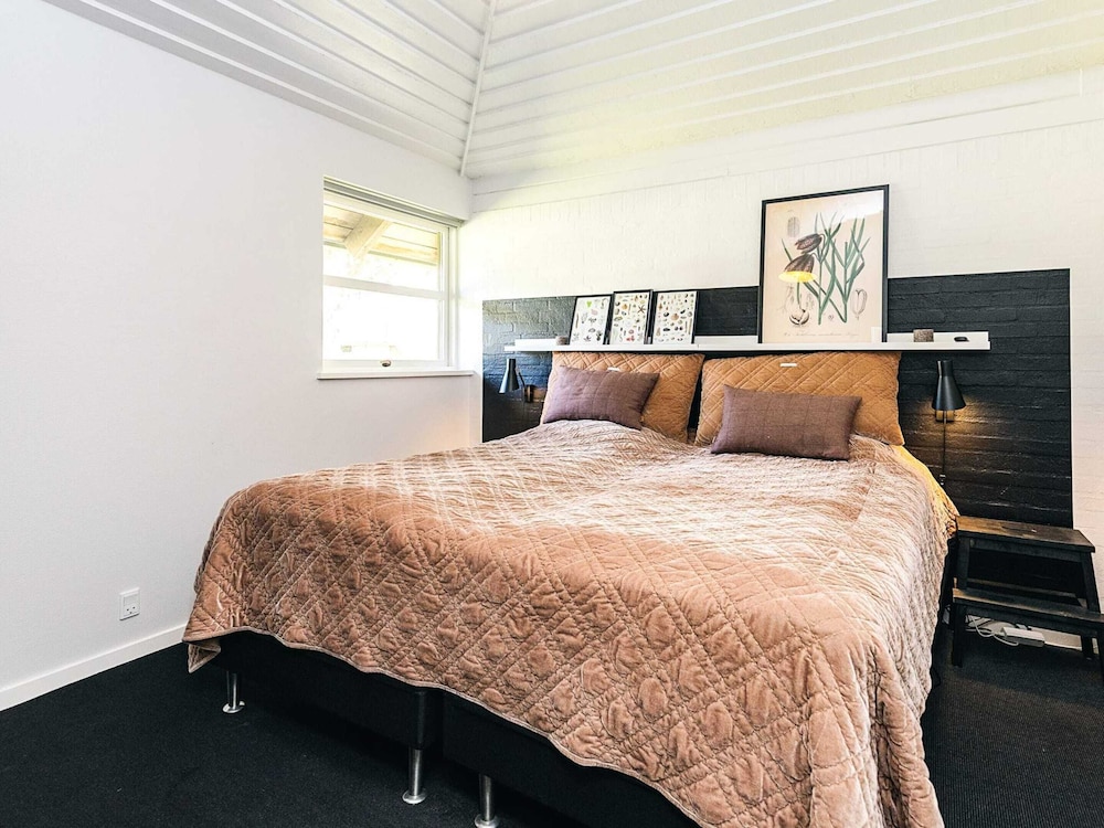 6 Person Holiday Home on a Holiday Park in Karrebaeksminde