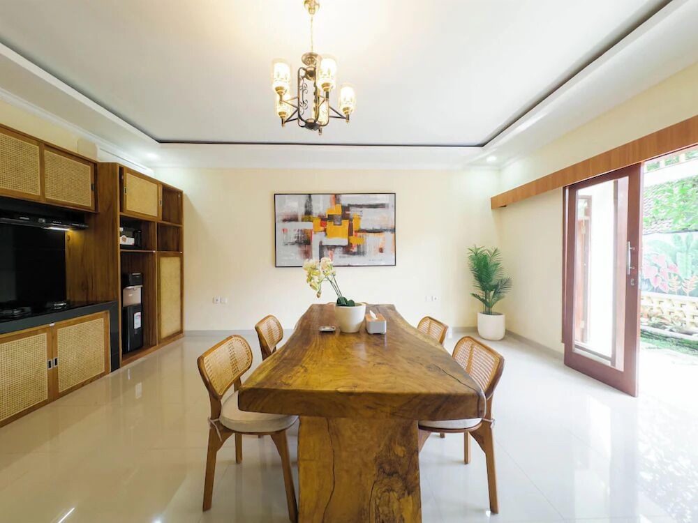 Adi Merta Villas