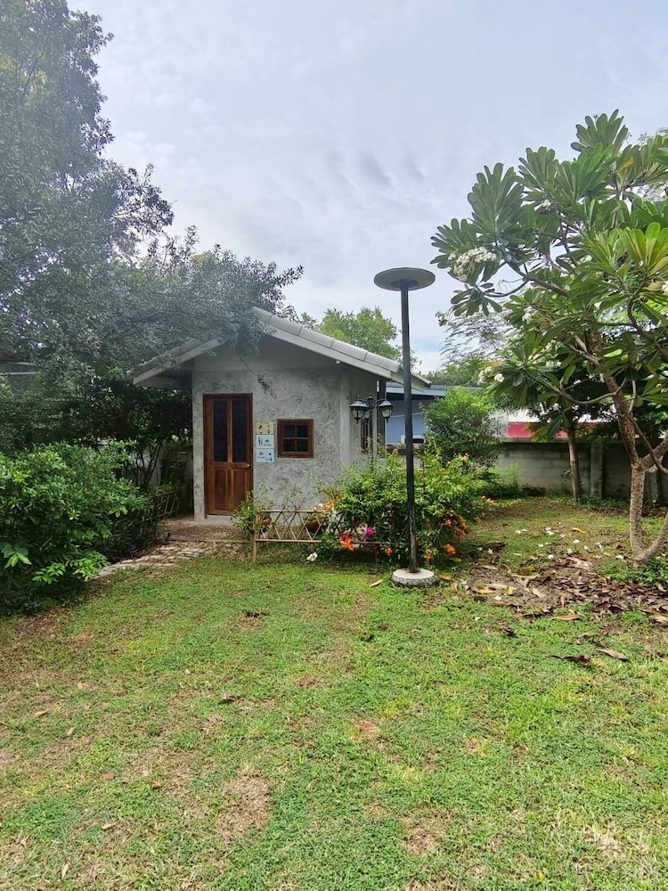 Phawaeng Resort