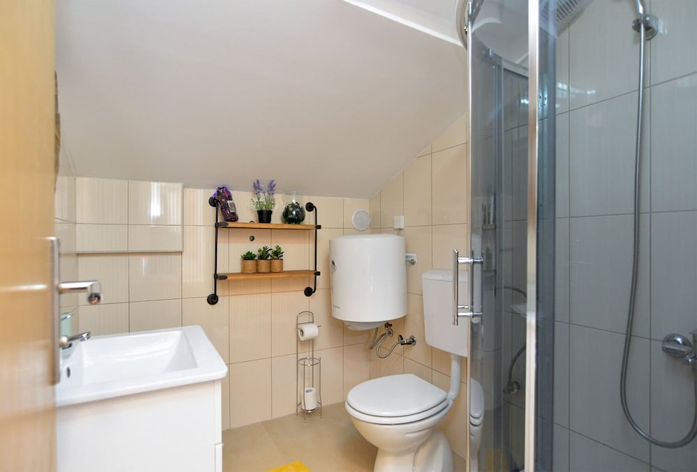 Apartment 1845 view 2