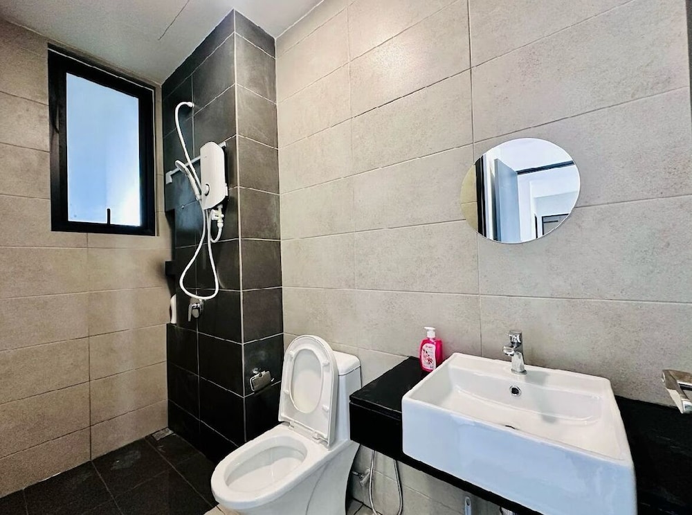 OYO Home 90978 Bqs Studio Homestay photo 7