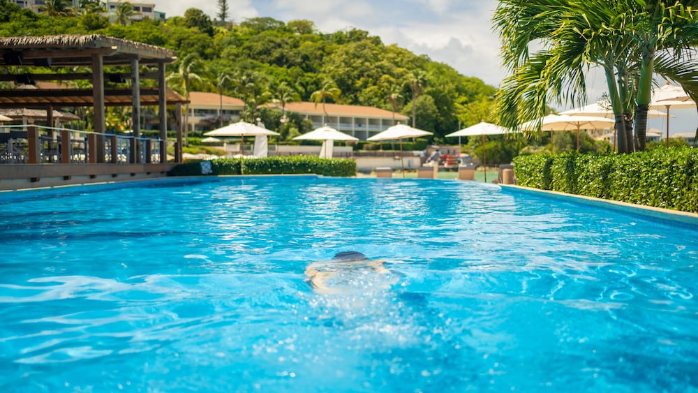 The Cove Suites at Blue Waters Resort and Spa - Property Image 68