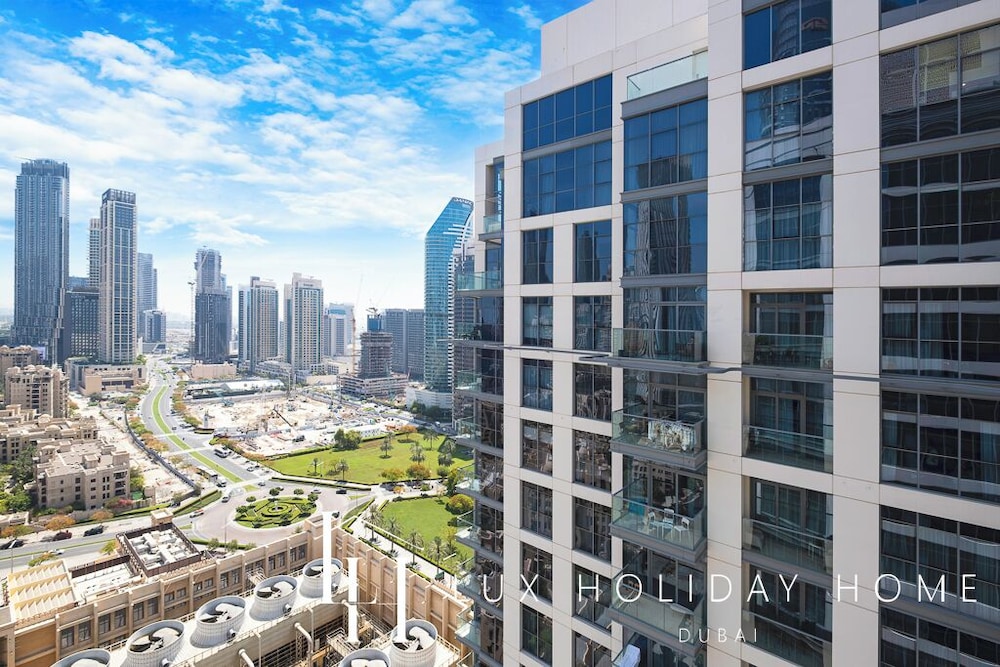 LUX  Executive Burj Khalifa View Suite