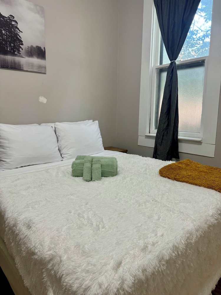Jungle House Boutique Lofts – Downtown Columbus & Short North