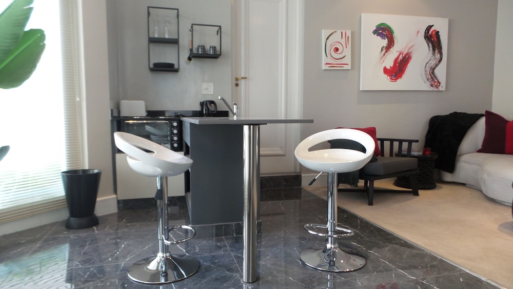 Melrose Executive Suites