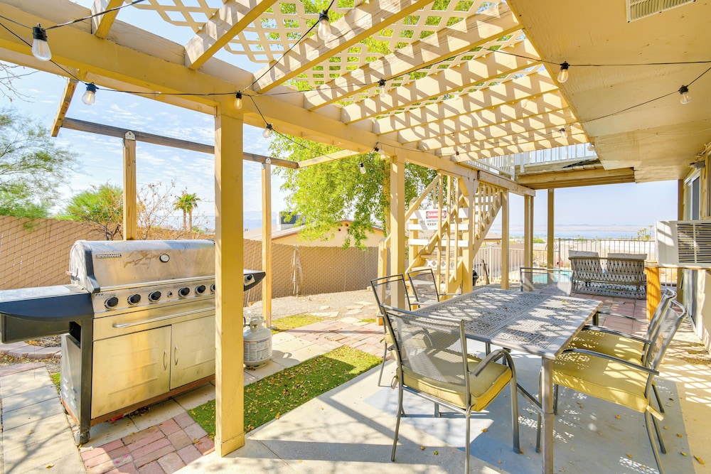 Water Views & Close to Beach: Home in Lake Havasu