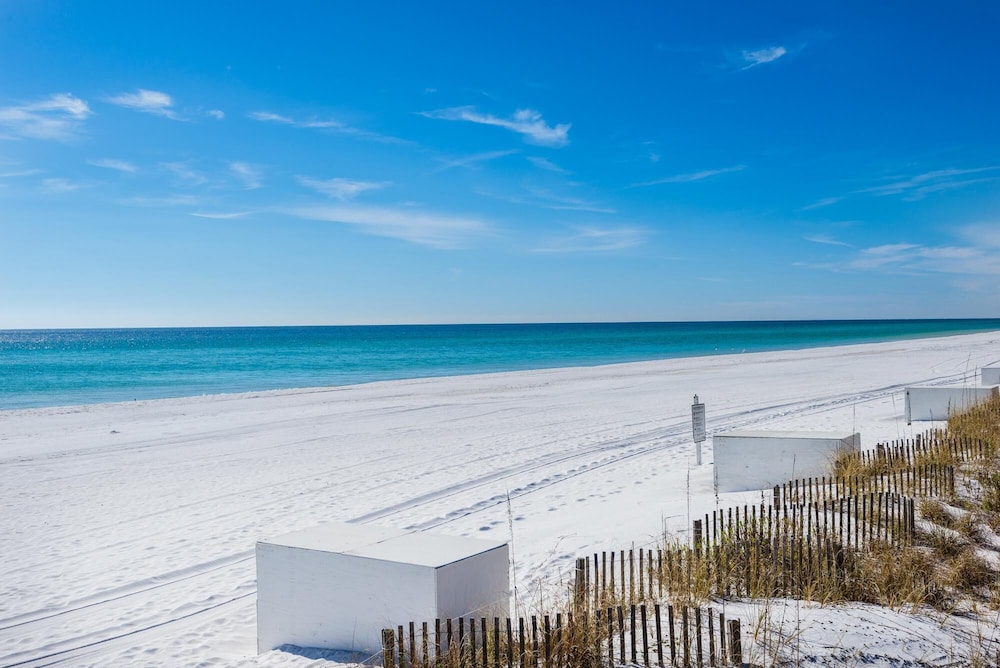 Beach Resort 514