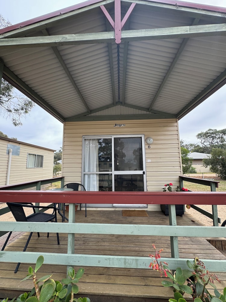 Hay Caravan Park