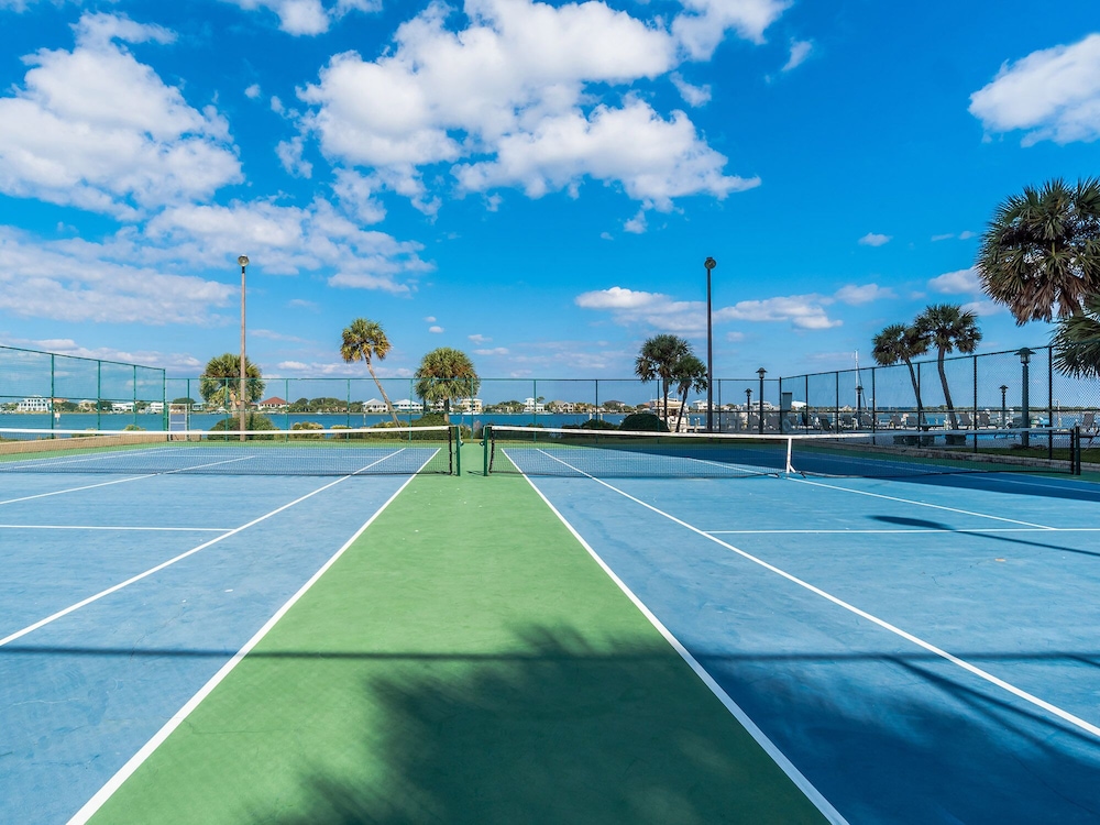 Sabine Yacht & Racquet by Southern Vacation Rentals, photo 82
