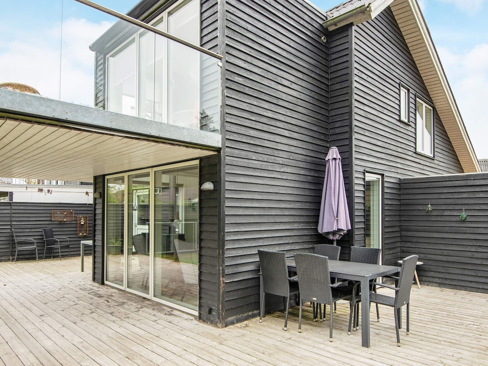 Holiday Home in Hemmet view 3
