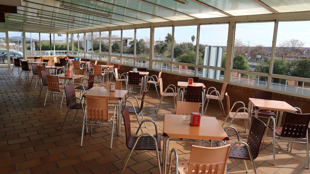 Hostal Restaurante Montoro view 5