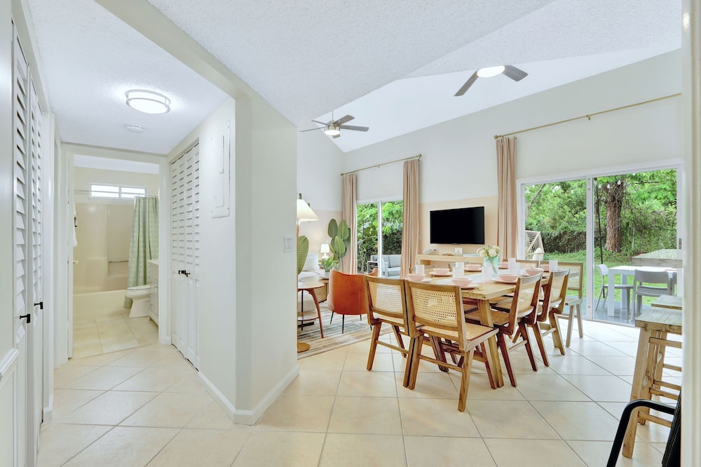Jupiter Beach House