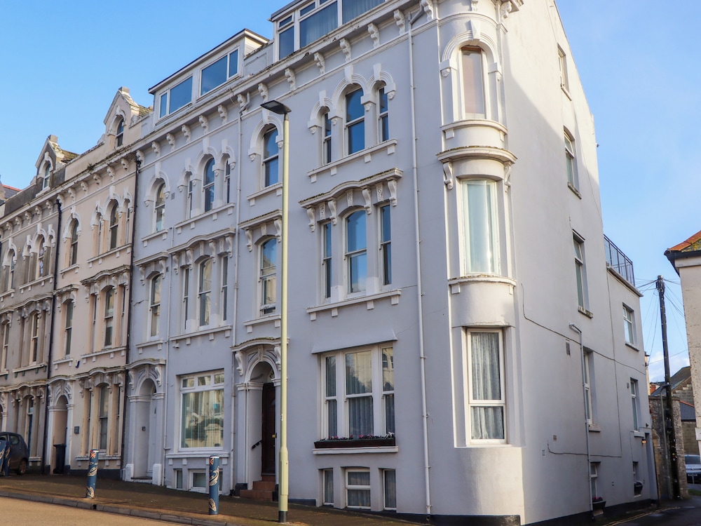 Flat 2