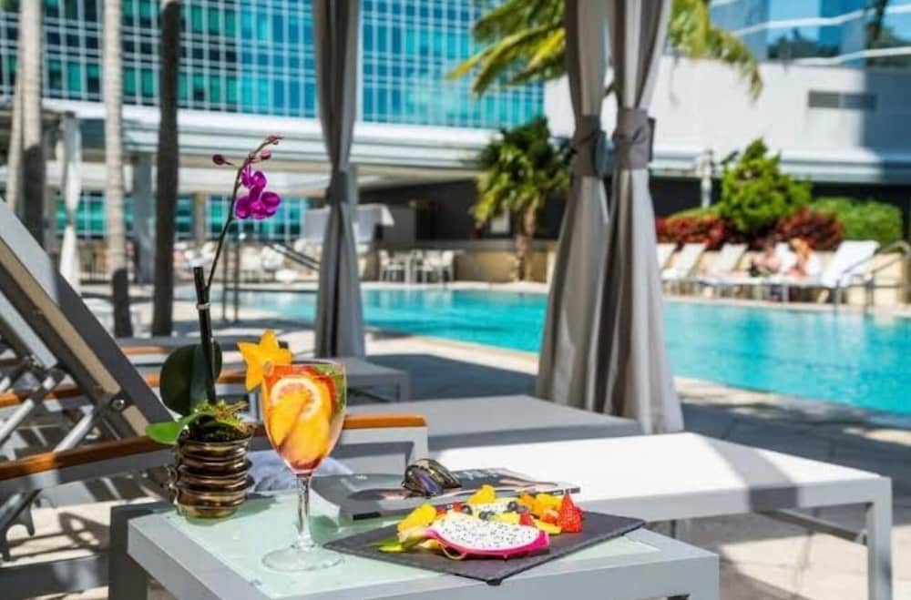 AKA Brickell Studio Free Parking by Palermo Home