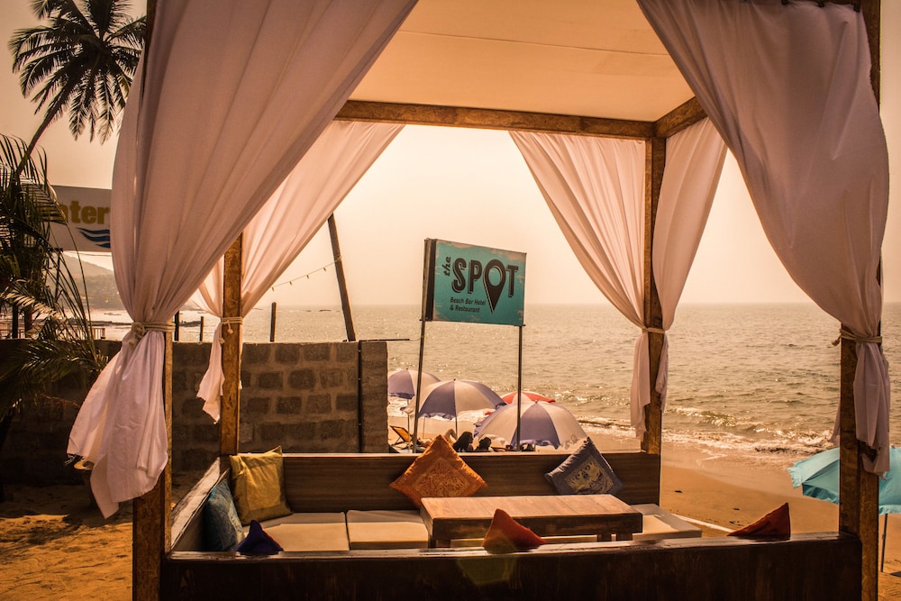The Spot Beach Hotel