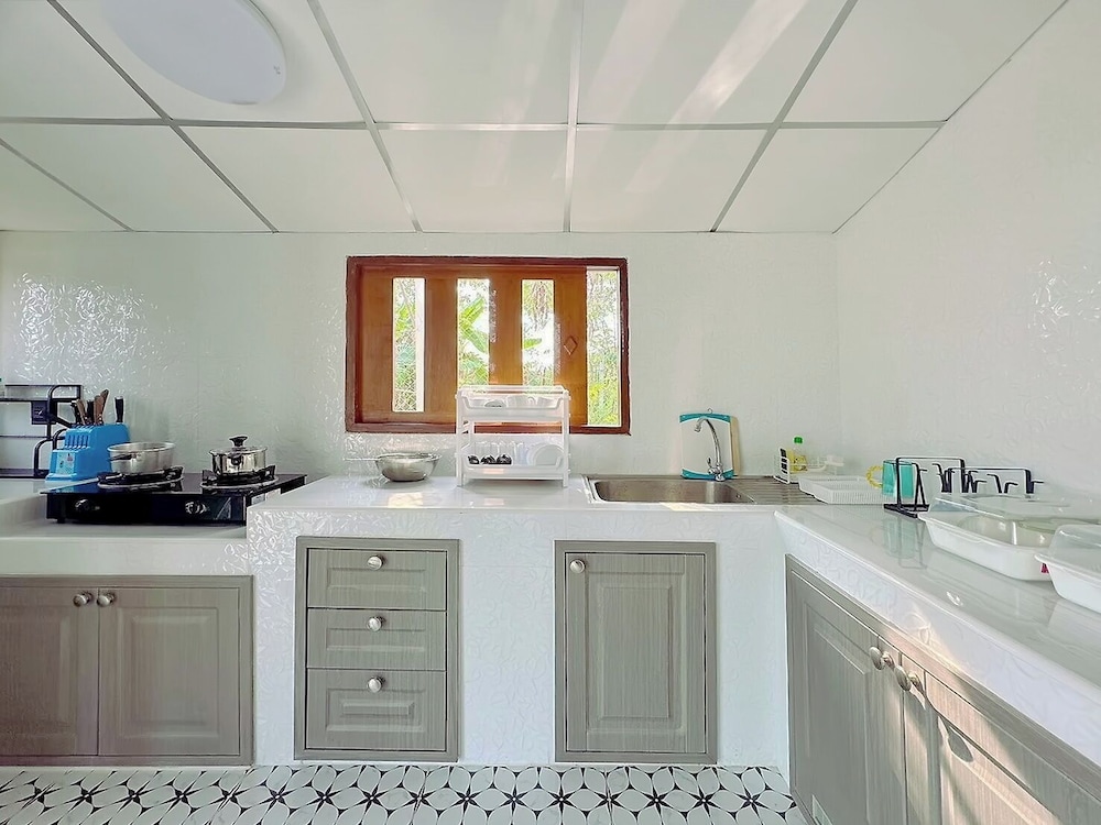 Coco and Canal HomeStory