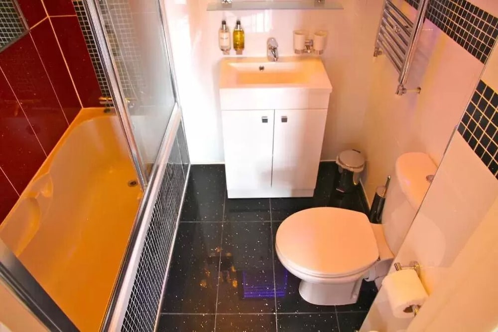 Crompton Guest House, photo 33