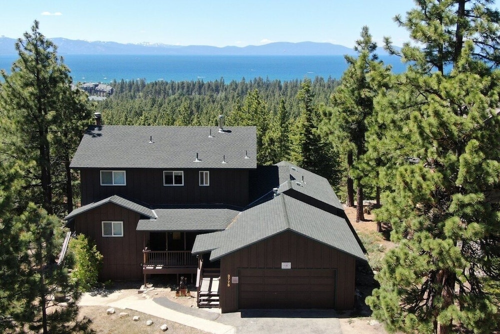 Hch1475 - Heavenly Lake View Retreat 5 Bedroom Home