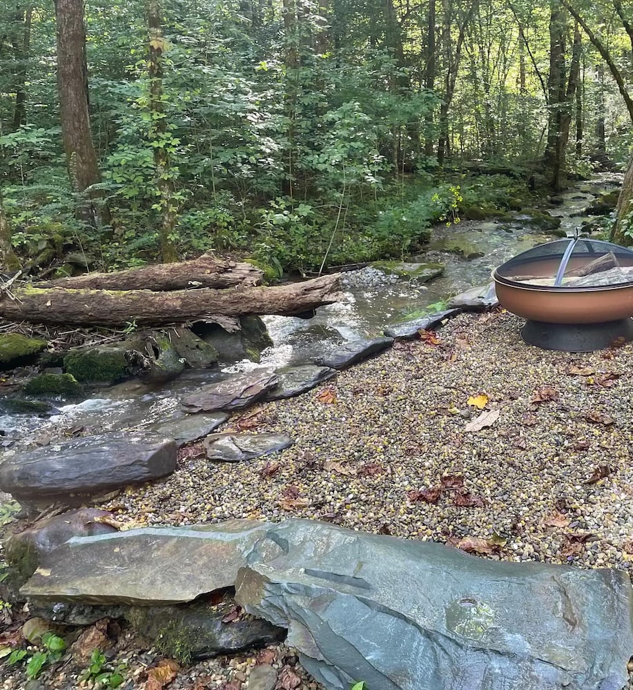 Moonshine Hollow Dome by Rafting