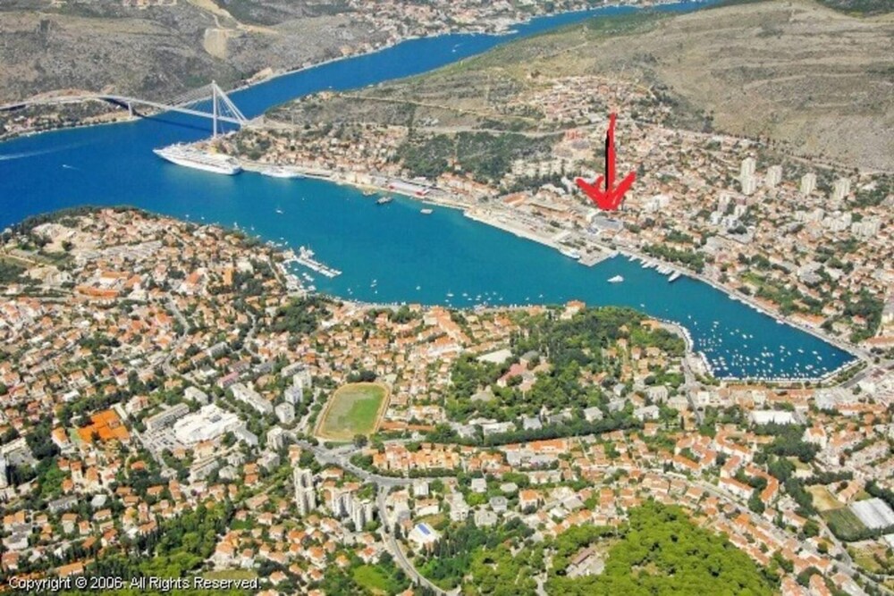 Waterfront Apartment Family Friendly, Ground Level