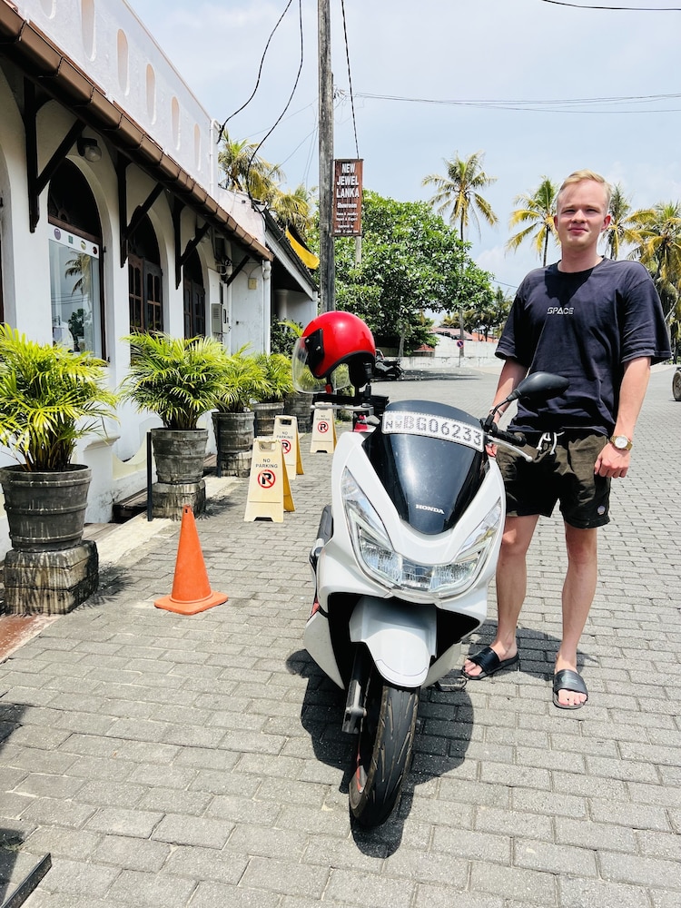 New Old Dutch House - Galle Fort