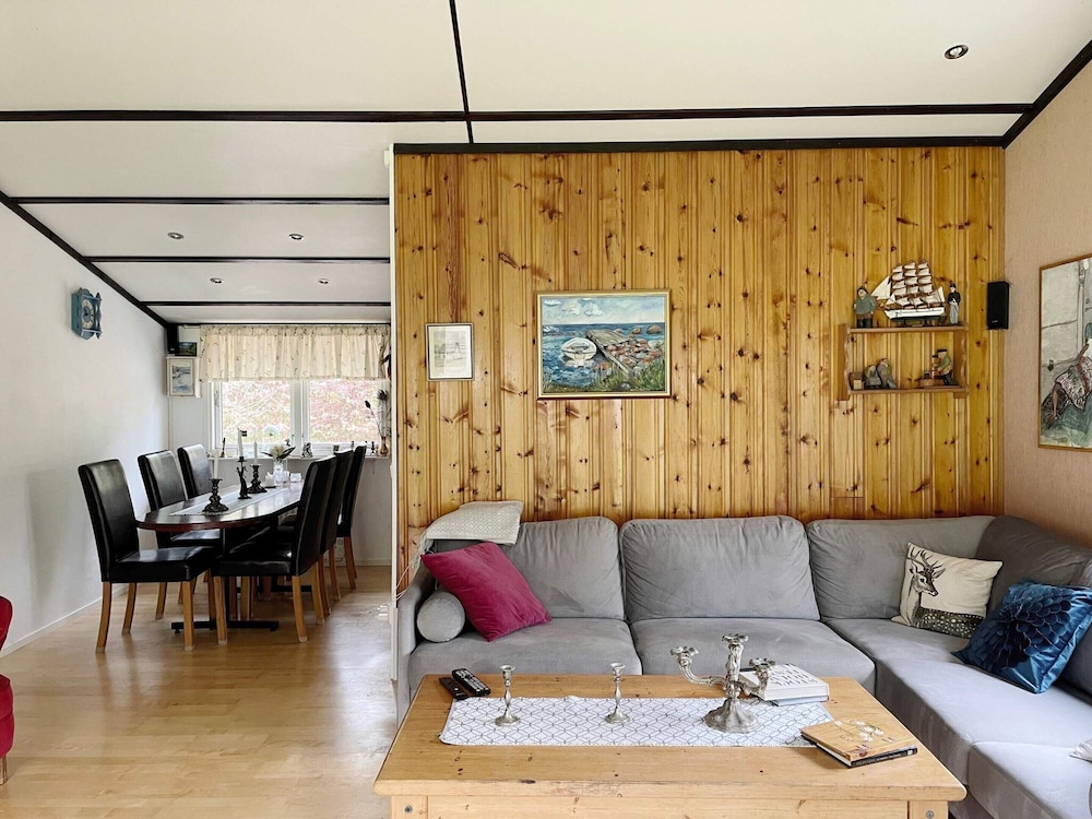Cozy Summer Retreat in Graddo
