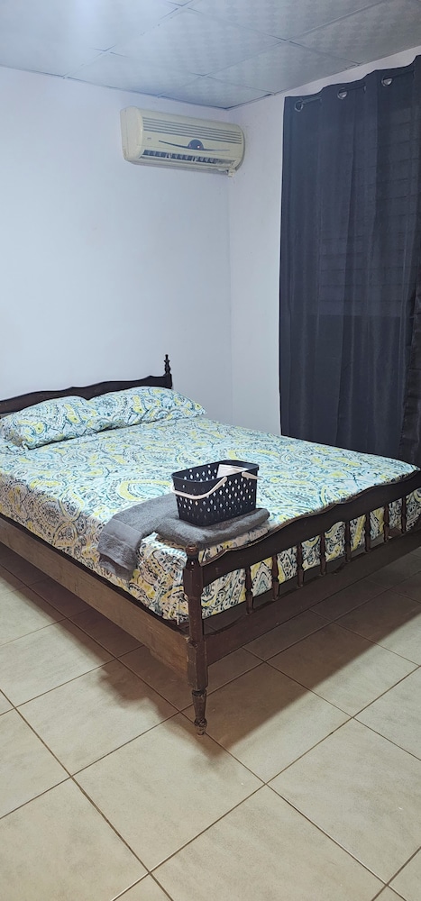 Cuartos independientes con baño privado
