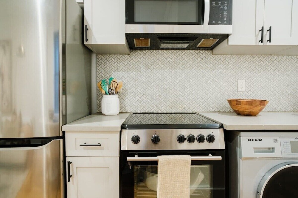 1288 UES Apartments