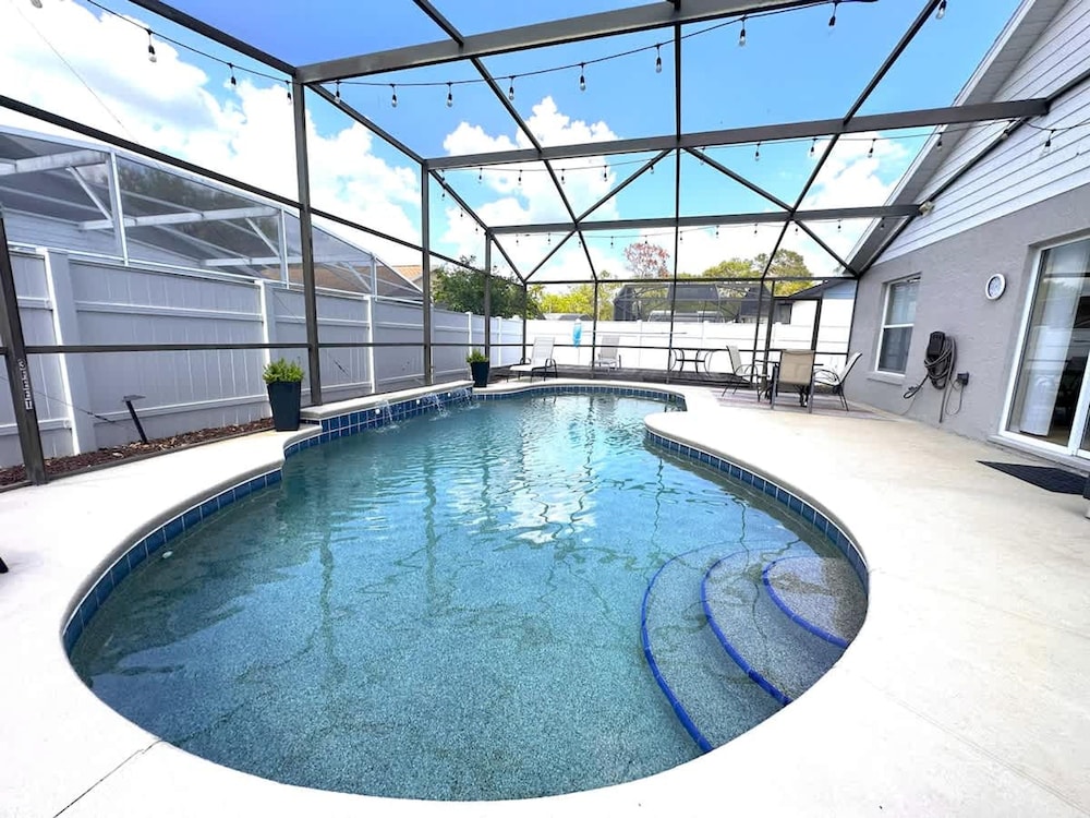 Less Than 10 Minutes From Disney 3Bd Villa With Pool
