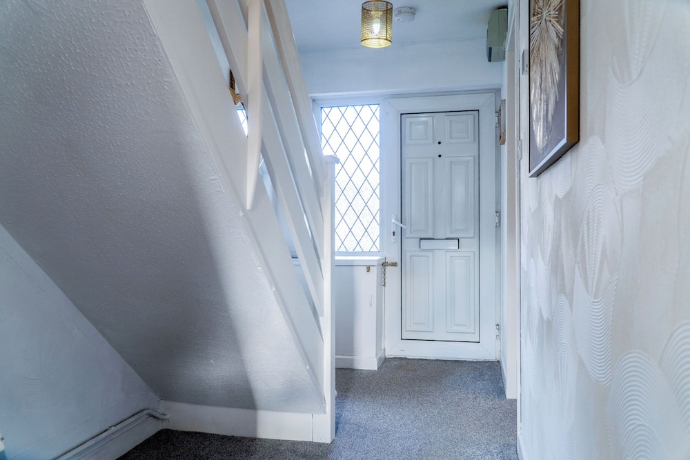 Tyle Teg - 3 Bedroom Holiday Home - Clydach