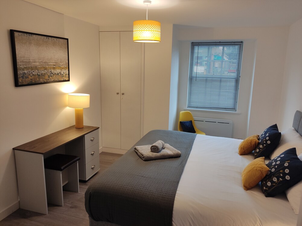 3-bed Cottage - Fast Wifi-big Garden - Town Centre