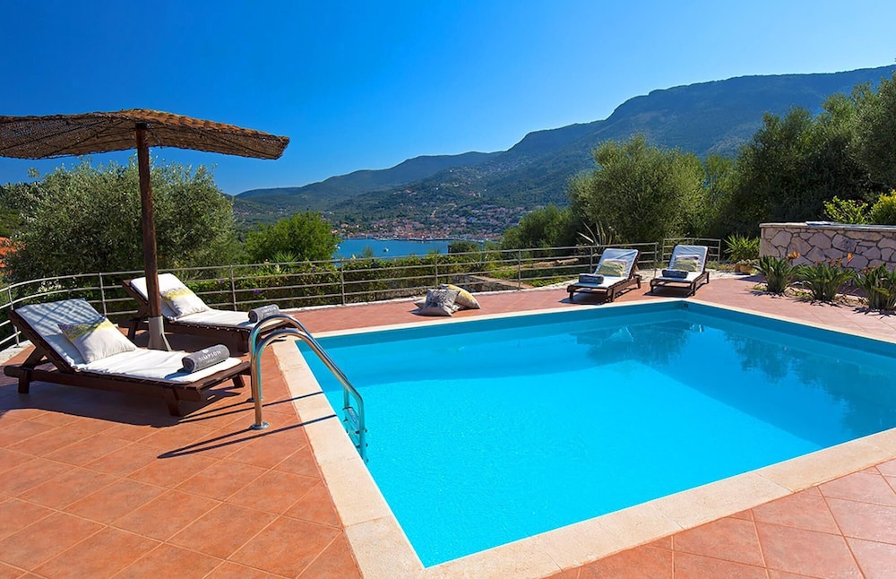 The Bay House in Vathy view 2