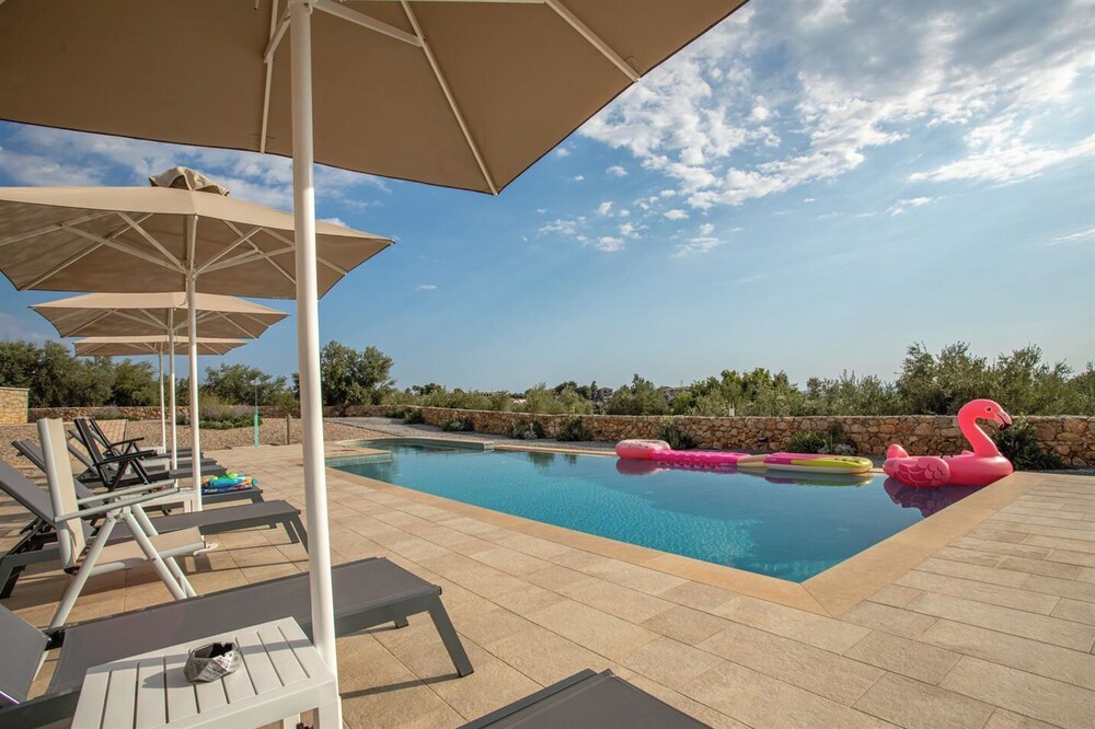 Dream Villas