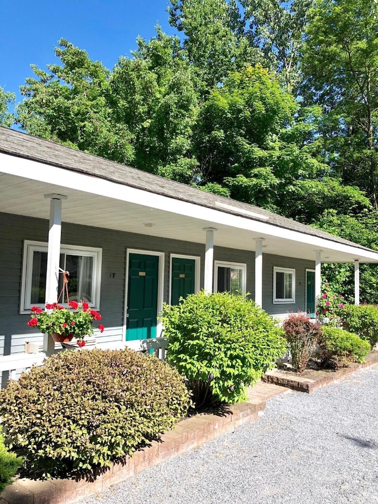 Lyn Aire Motel