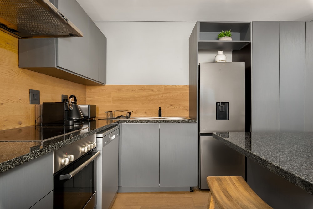 Rockwell 220 by Ctha
