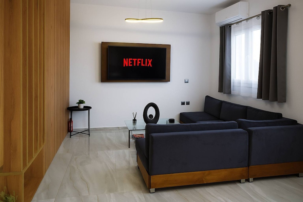 Lavish Living Suite Heraklion Crete