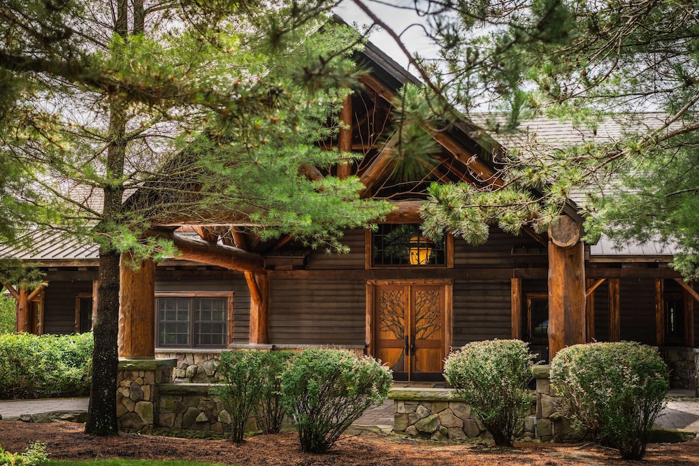 The Chatwal Lodge - Property Image 17