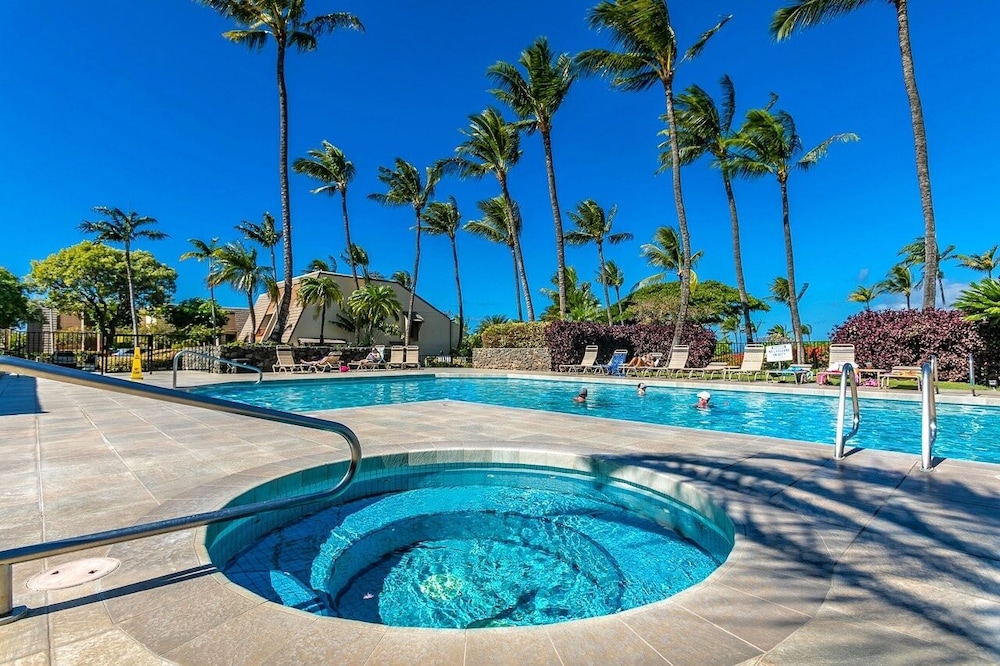 Maui Kamaole M207 2 Bedroom Condo