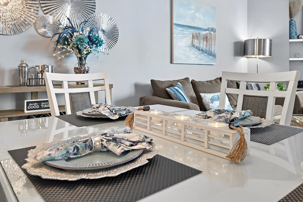 Palms Resort #2307 JR 2BR