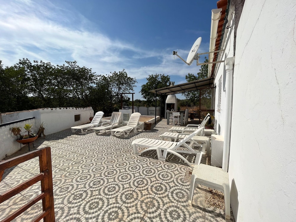 Arma o de Pera Nice Flat Terrace View